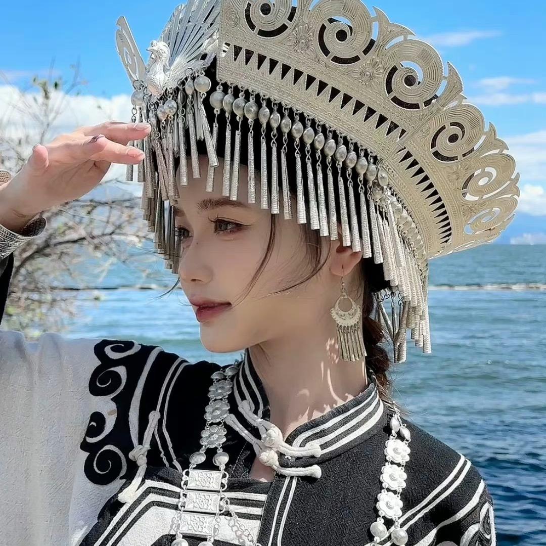 抱抱金钱豹