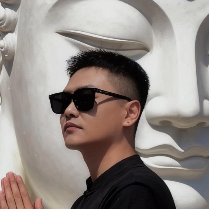 ……哥哥😋……….