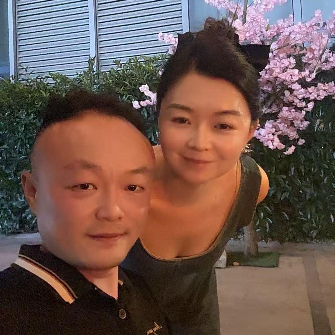 黑心美缝老板的刘