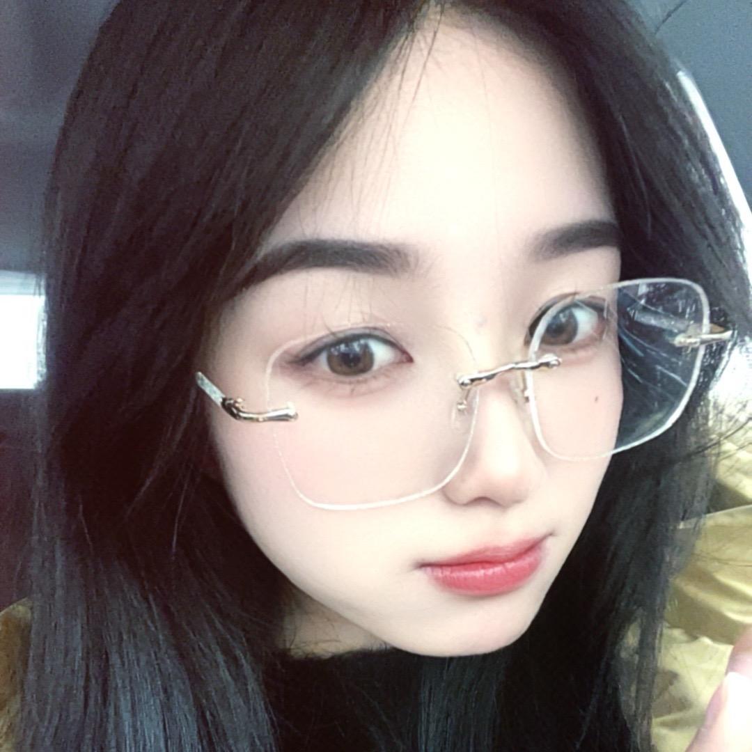 yuanyuan271112