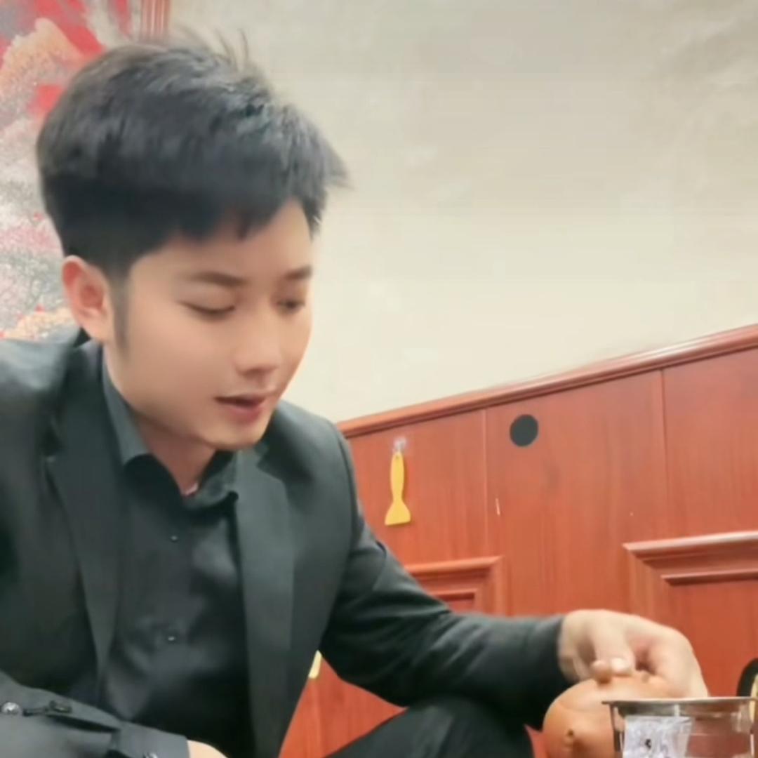 小阮（当铺回收）