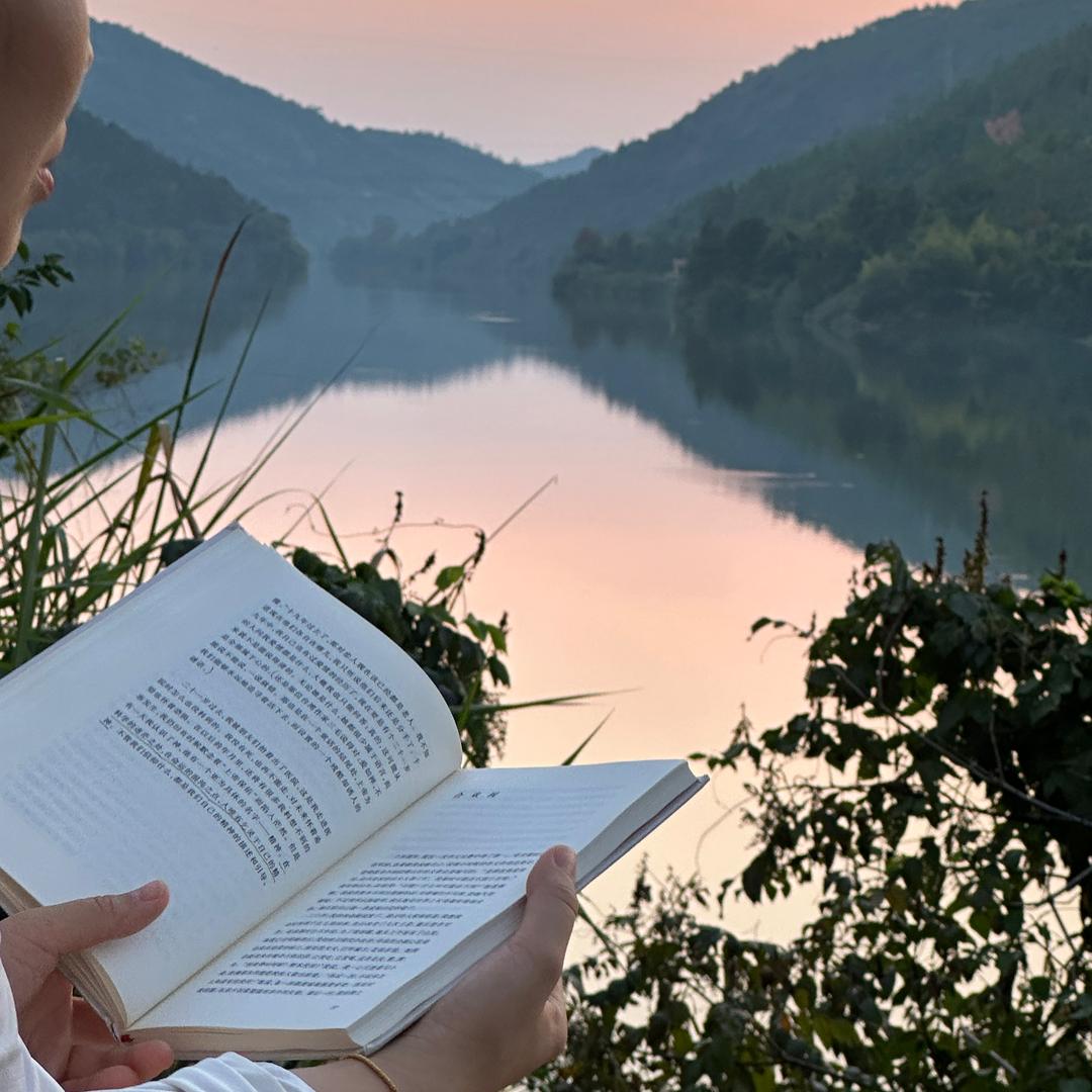 爱看书的咸菜包♥️