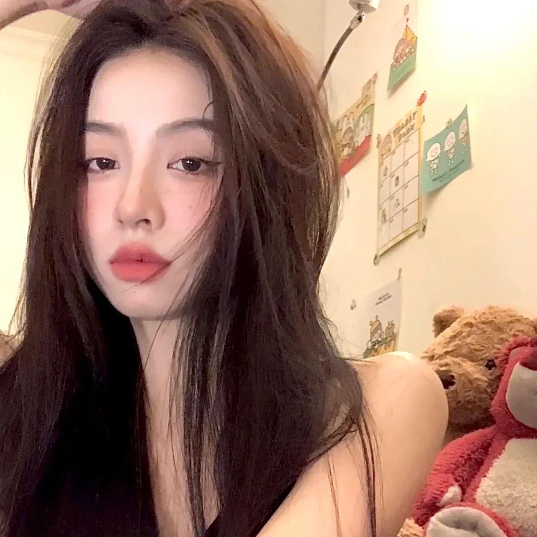 爱拍照的舒舒呀📷