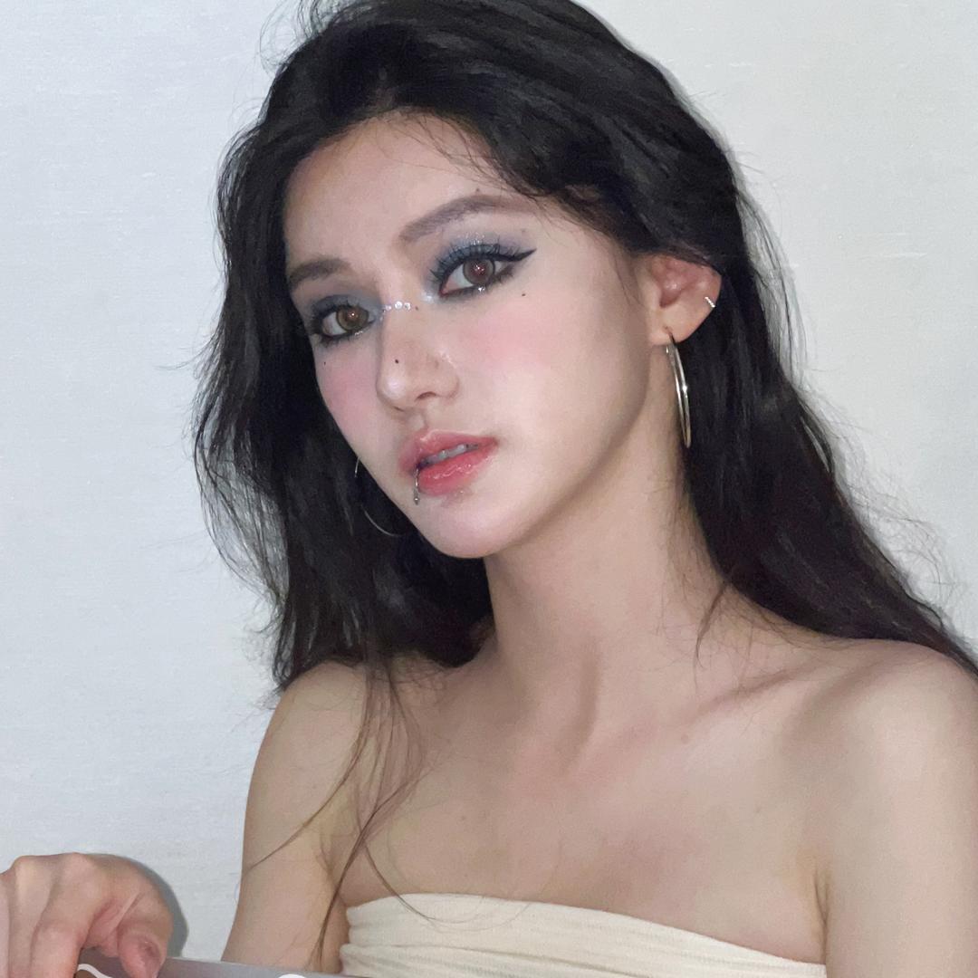 诗诗Han头像