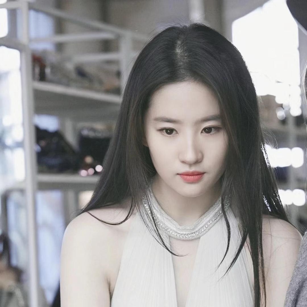 小᳐蔷薇᳐੭ﾞ
