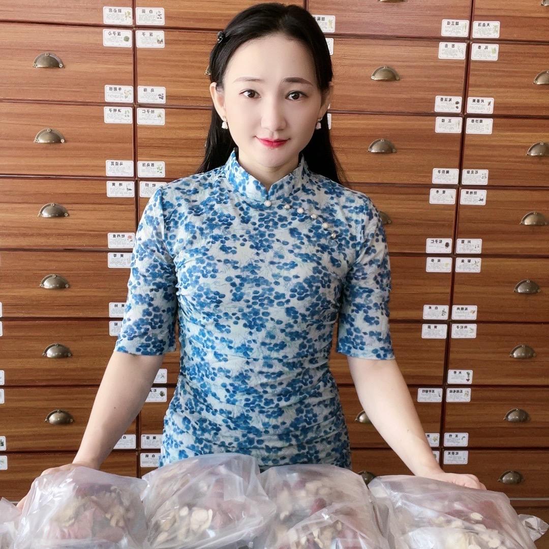 海南一家人二姐