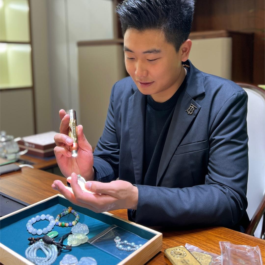 牛哥翡翠（回收买断）