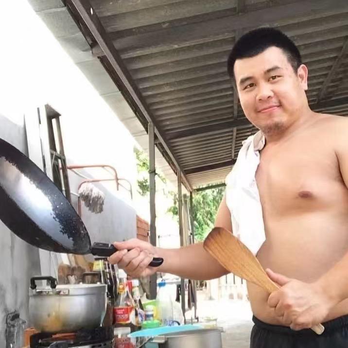 快乐的熊熊