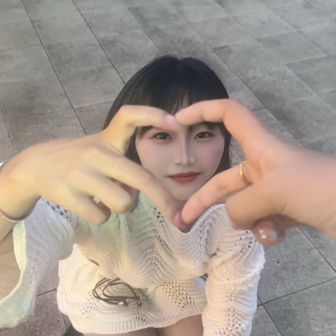 璐妹崽