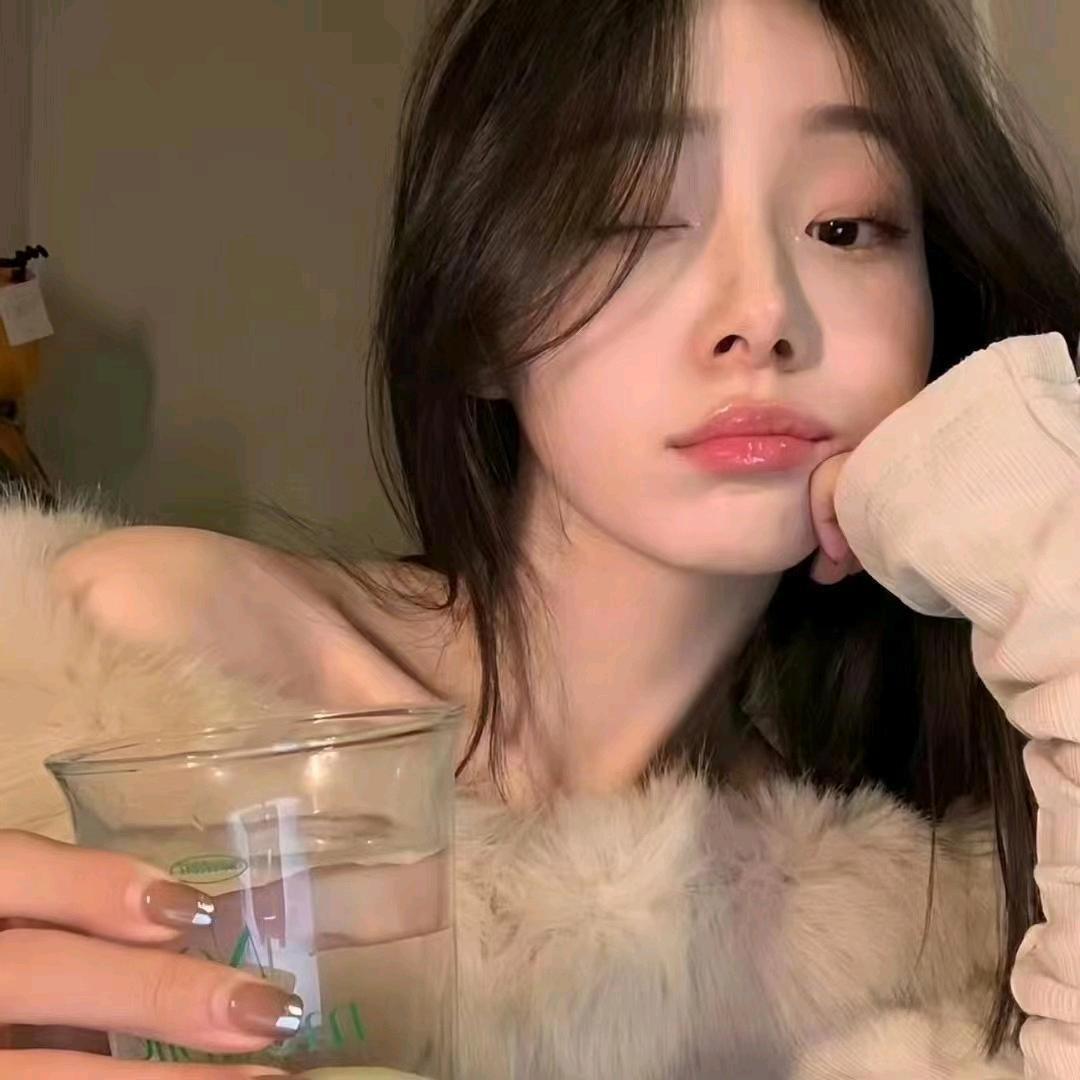 爱淋雨的猫