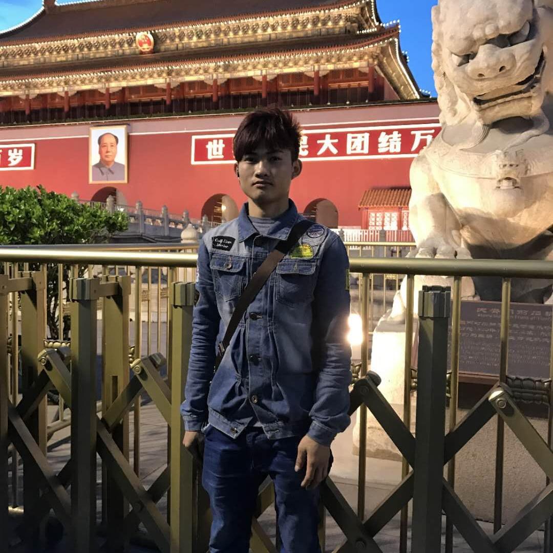 散落在指间的阳光