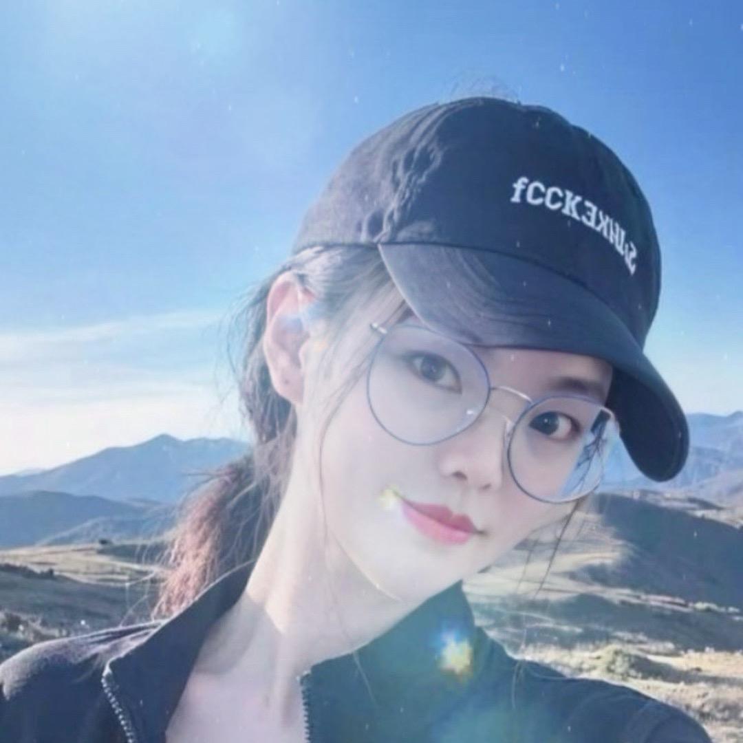 简约@
