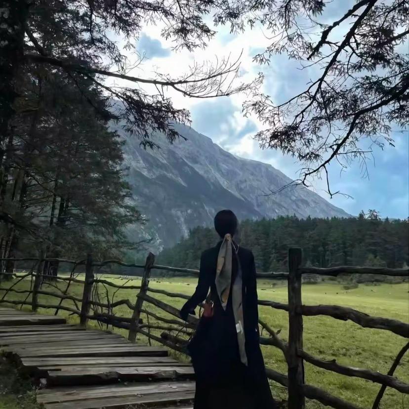 洞口米兰发型师子龙