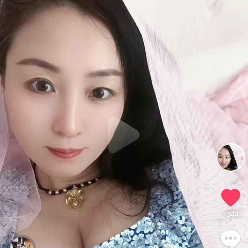 女人味十足