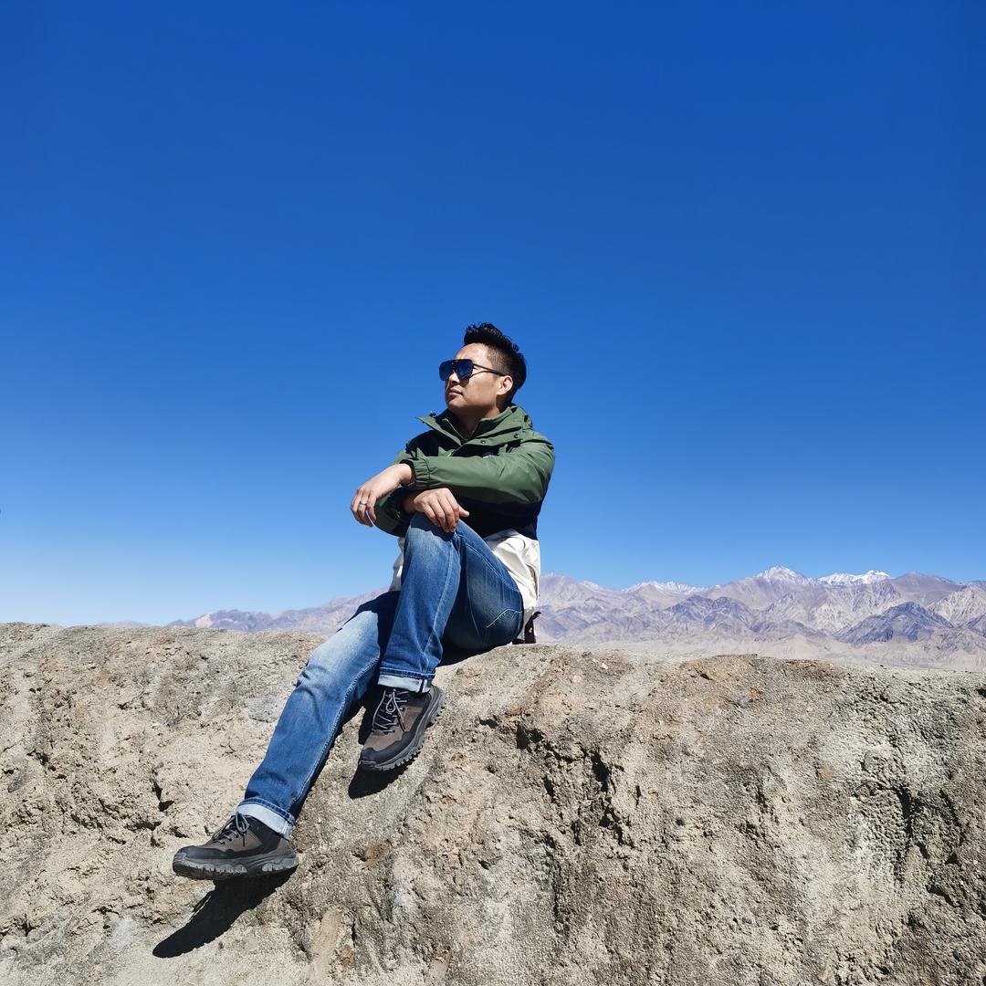 四哥的女装江湖