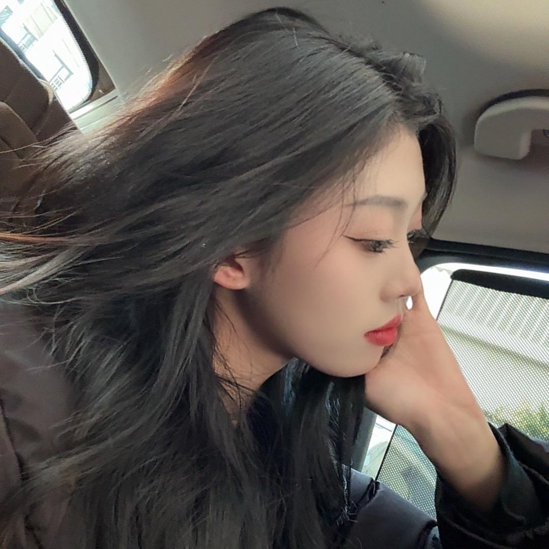 小欣的衣橱🗄️