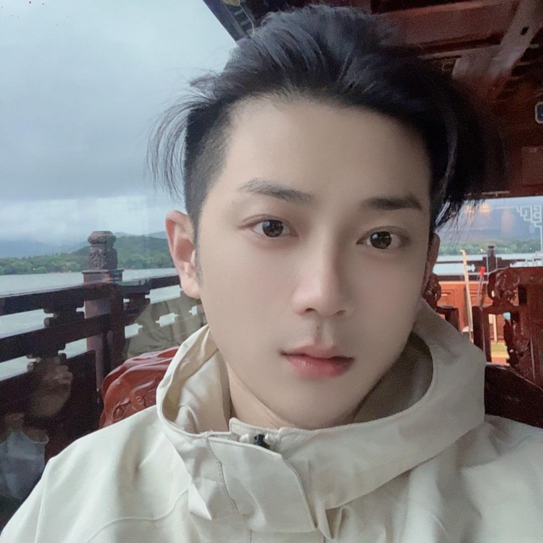 向前进🐝