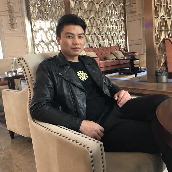 玉石先生阿伟老师