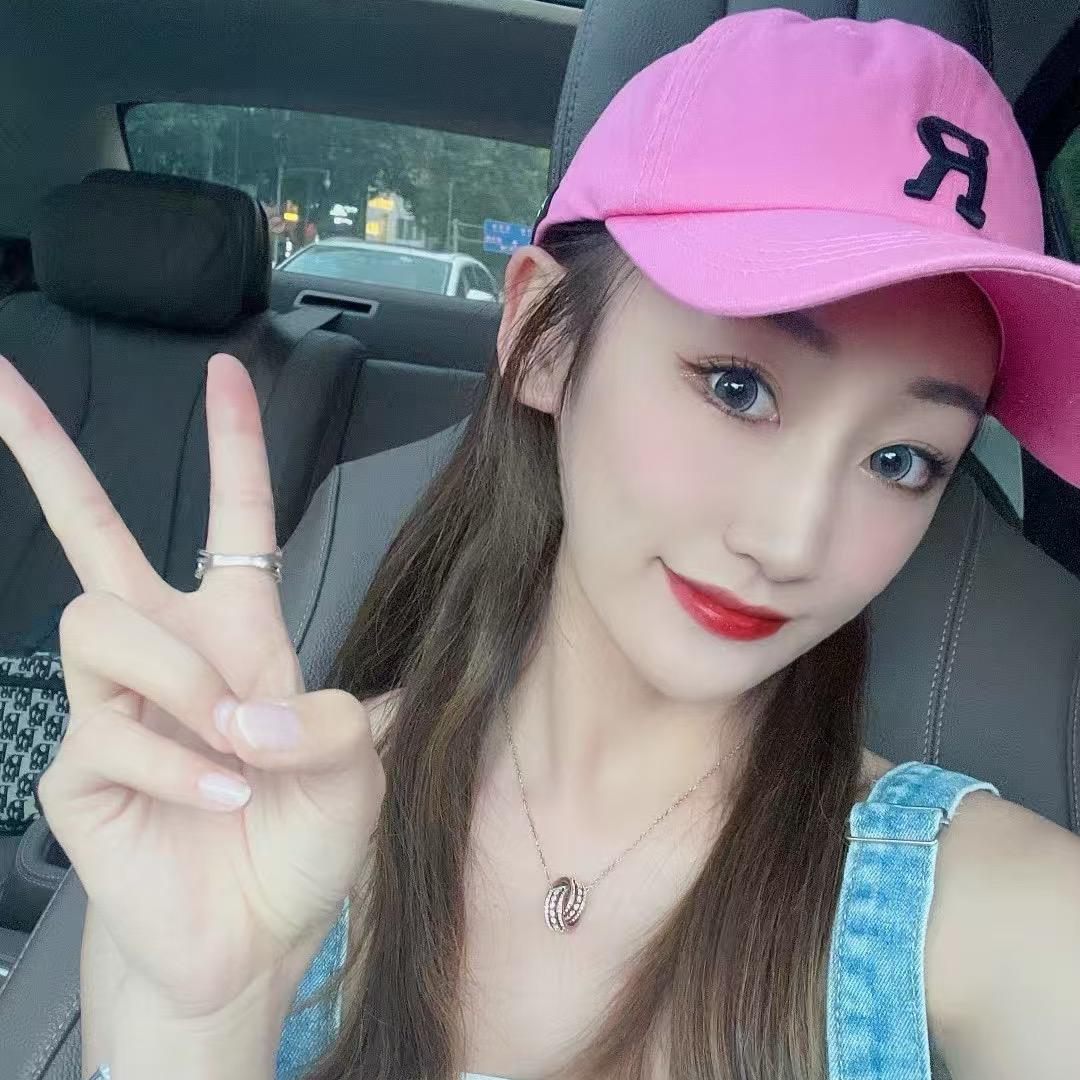 即墨蒂洛诗服饰