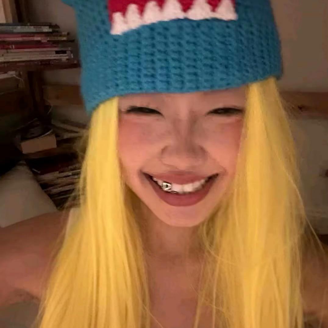 韩小姐  . 立志🧸