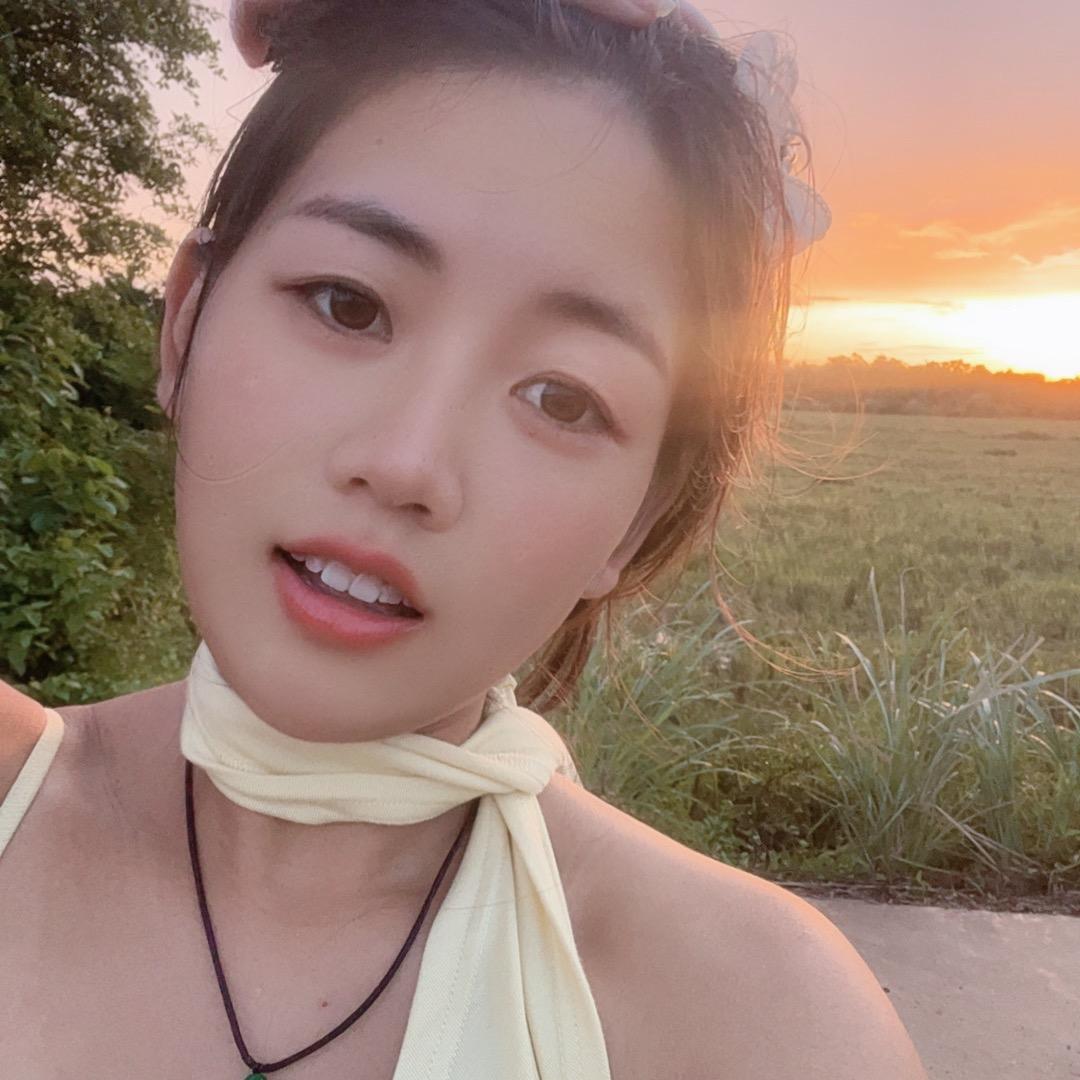 十  七 🏜