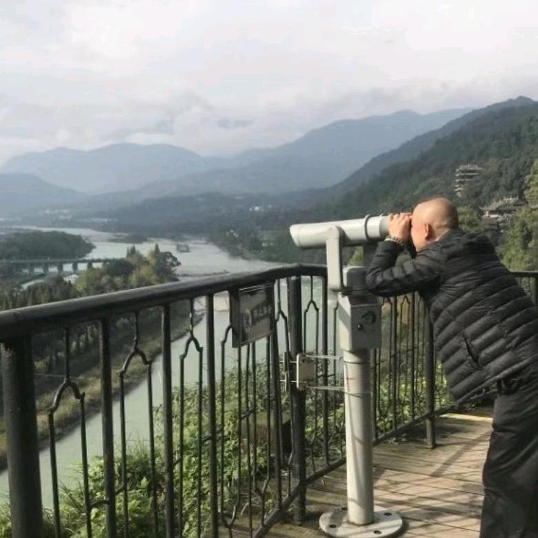 你欠我一个拥抱