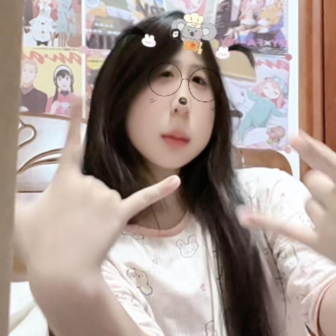 摆烂小鱼🐟