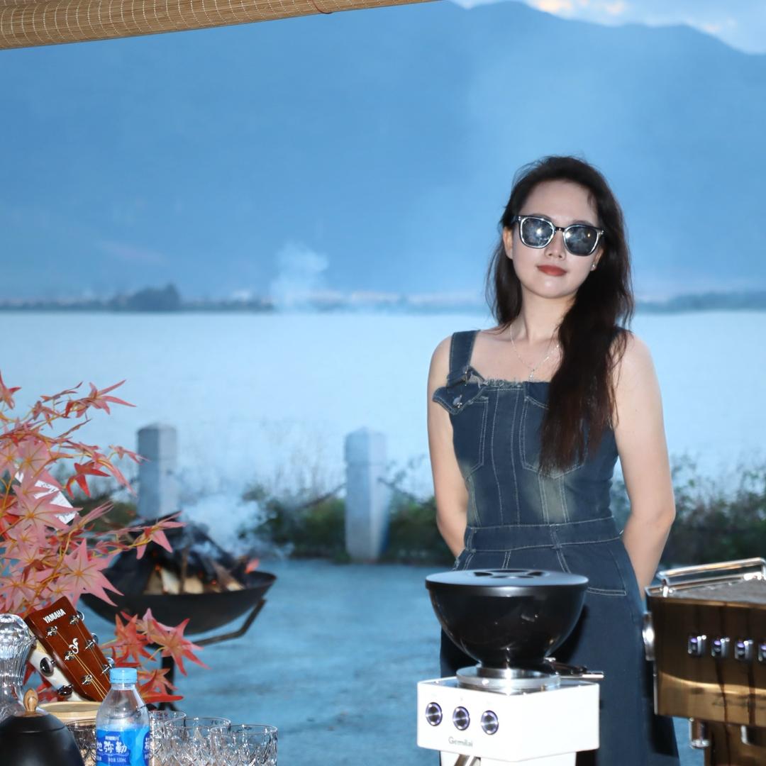 小霞呀