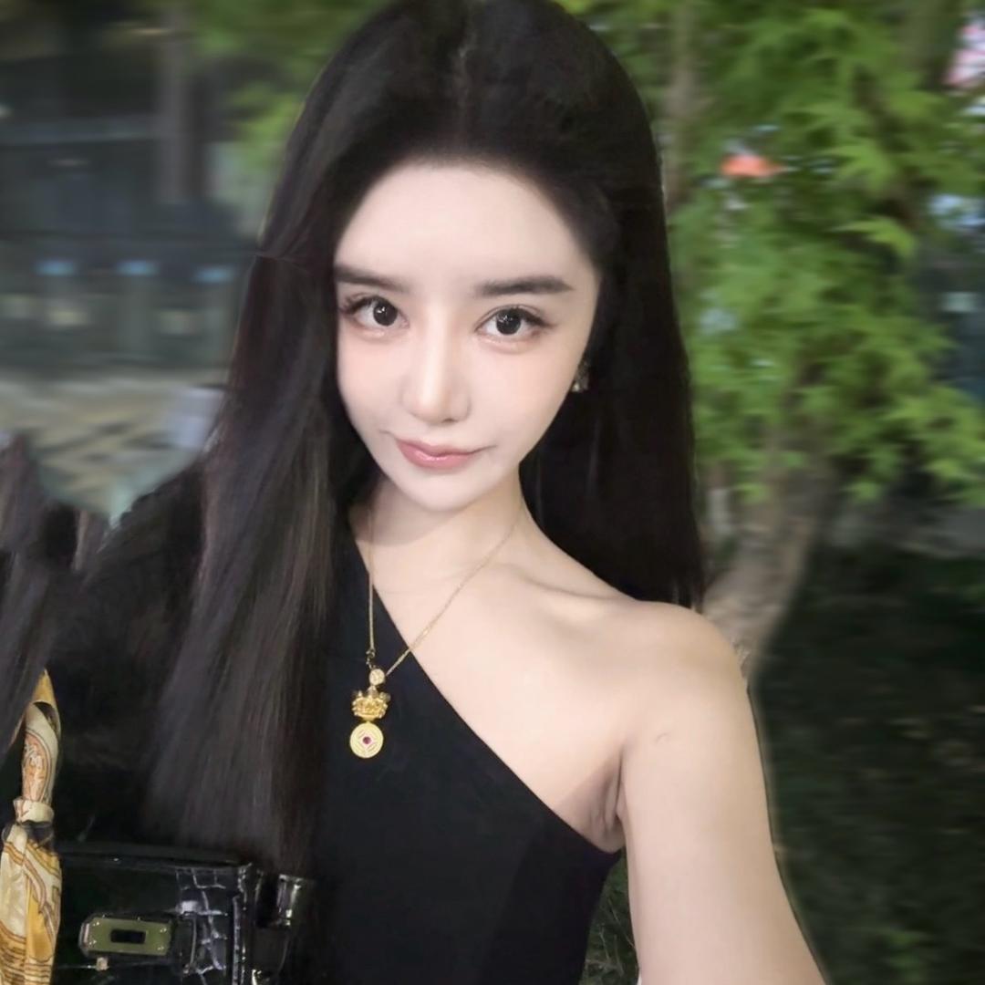 张美美💕