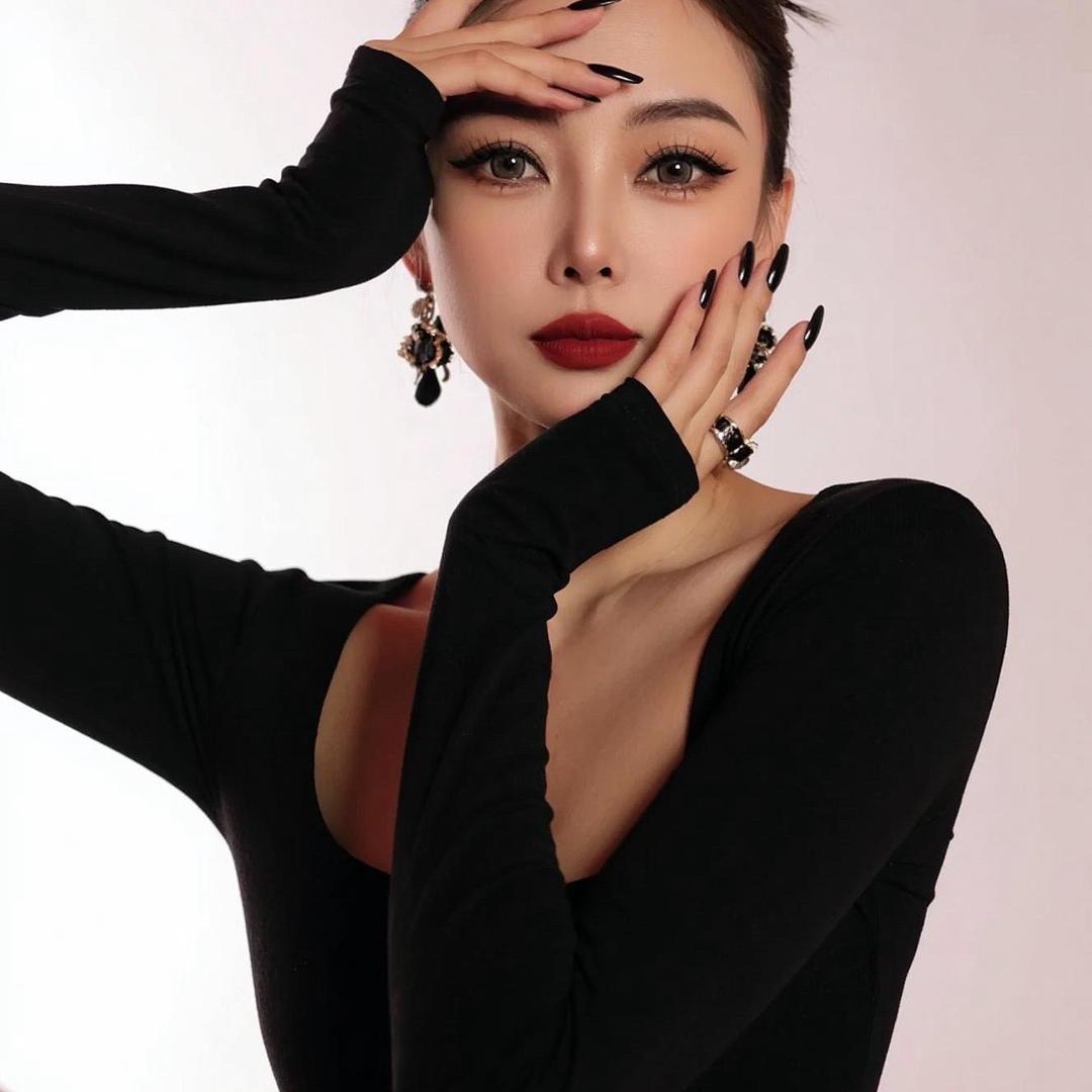 是小王啊.