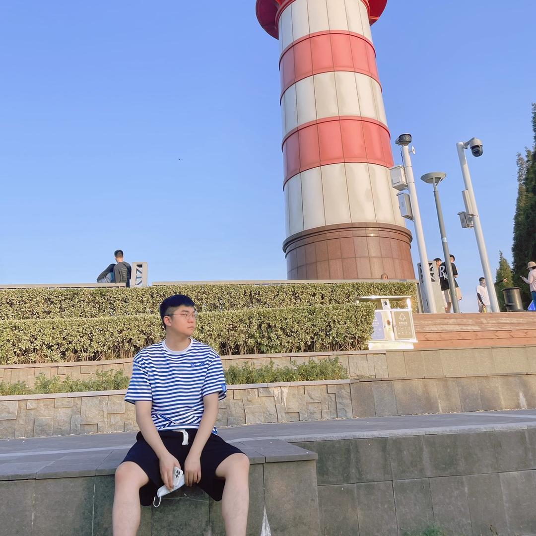 我是人间小苦瓜