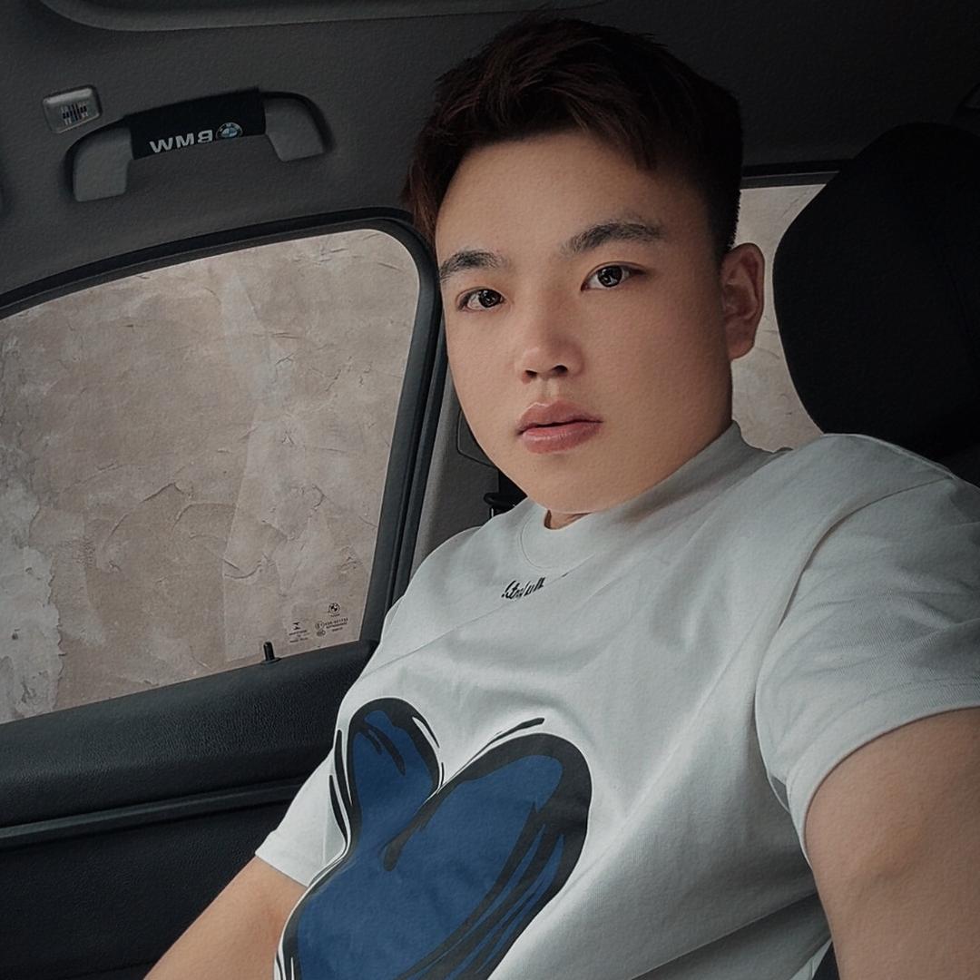 ⛷️