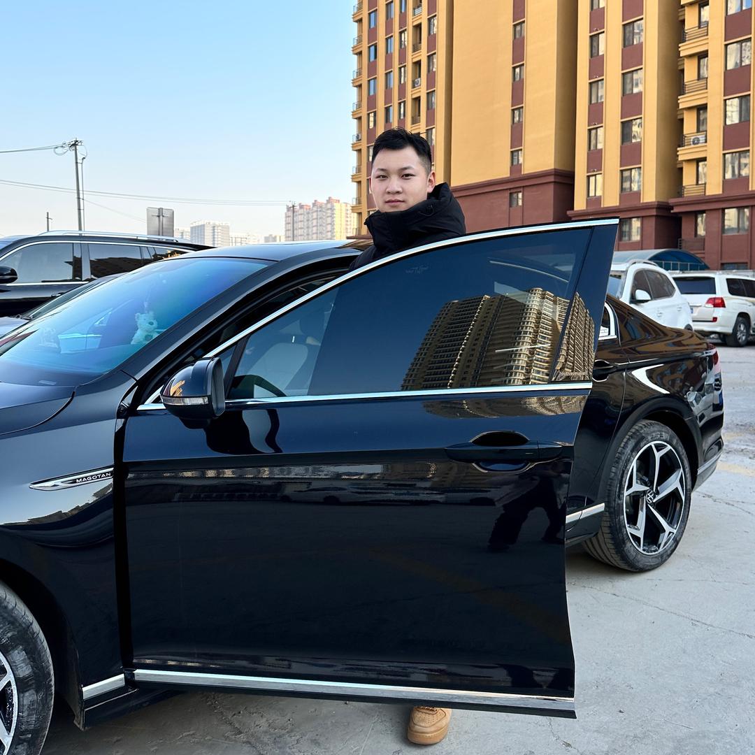张哈哈的迈腾b8
