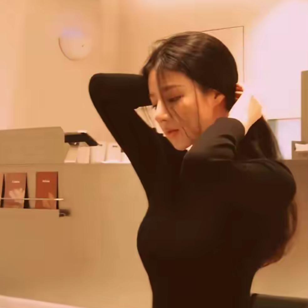 潇潇.