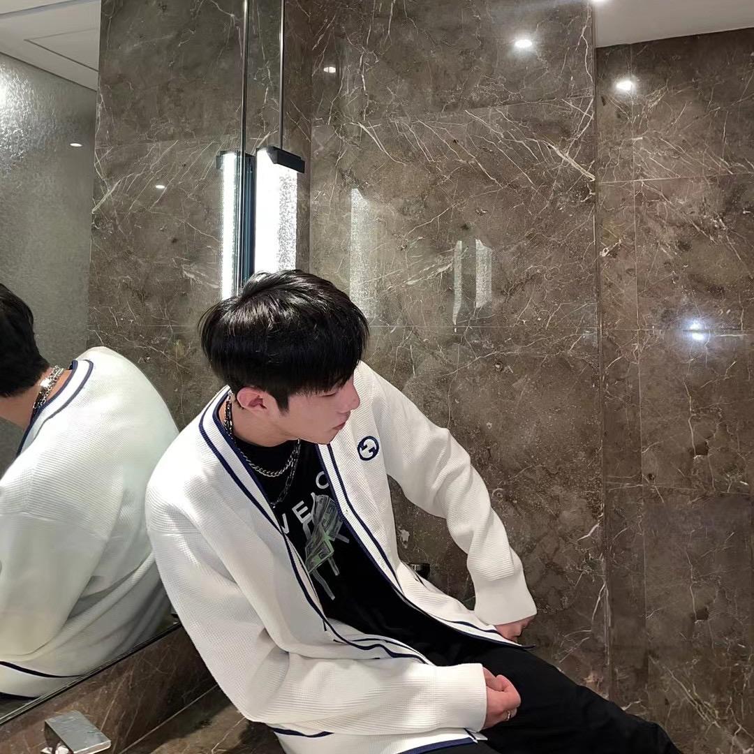 熊鸽.
