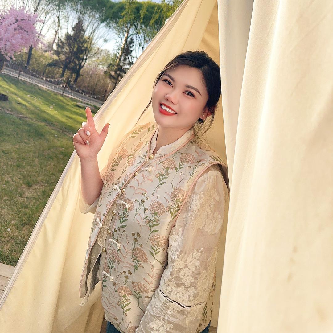 濮彩梅