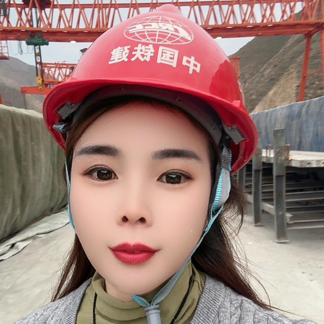 80后单身陈维霞承接大小桥梁工程
