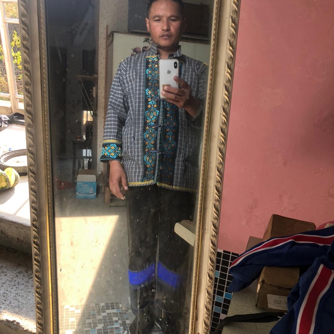 中国——凤凰——苗族服装