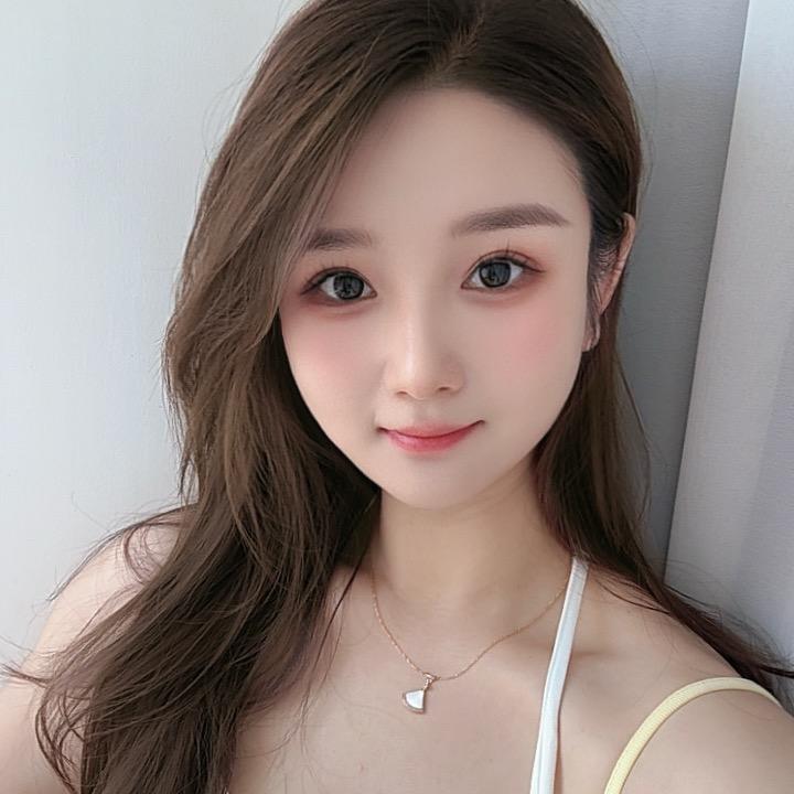 Yzi 奶味