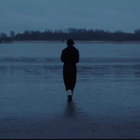 ˡᵒᵛᴱ是深海