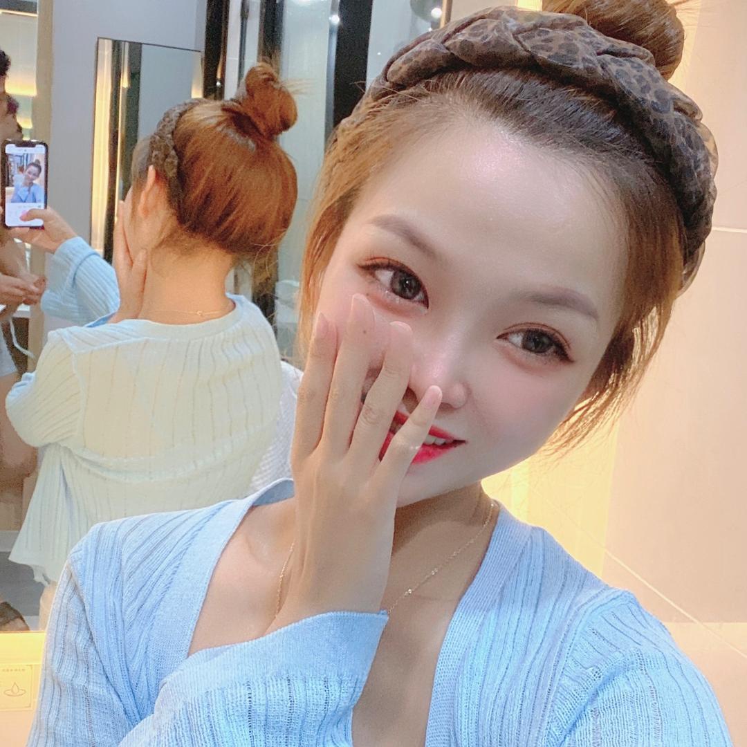 义乌小月家服装批发
