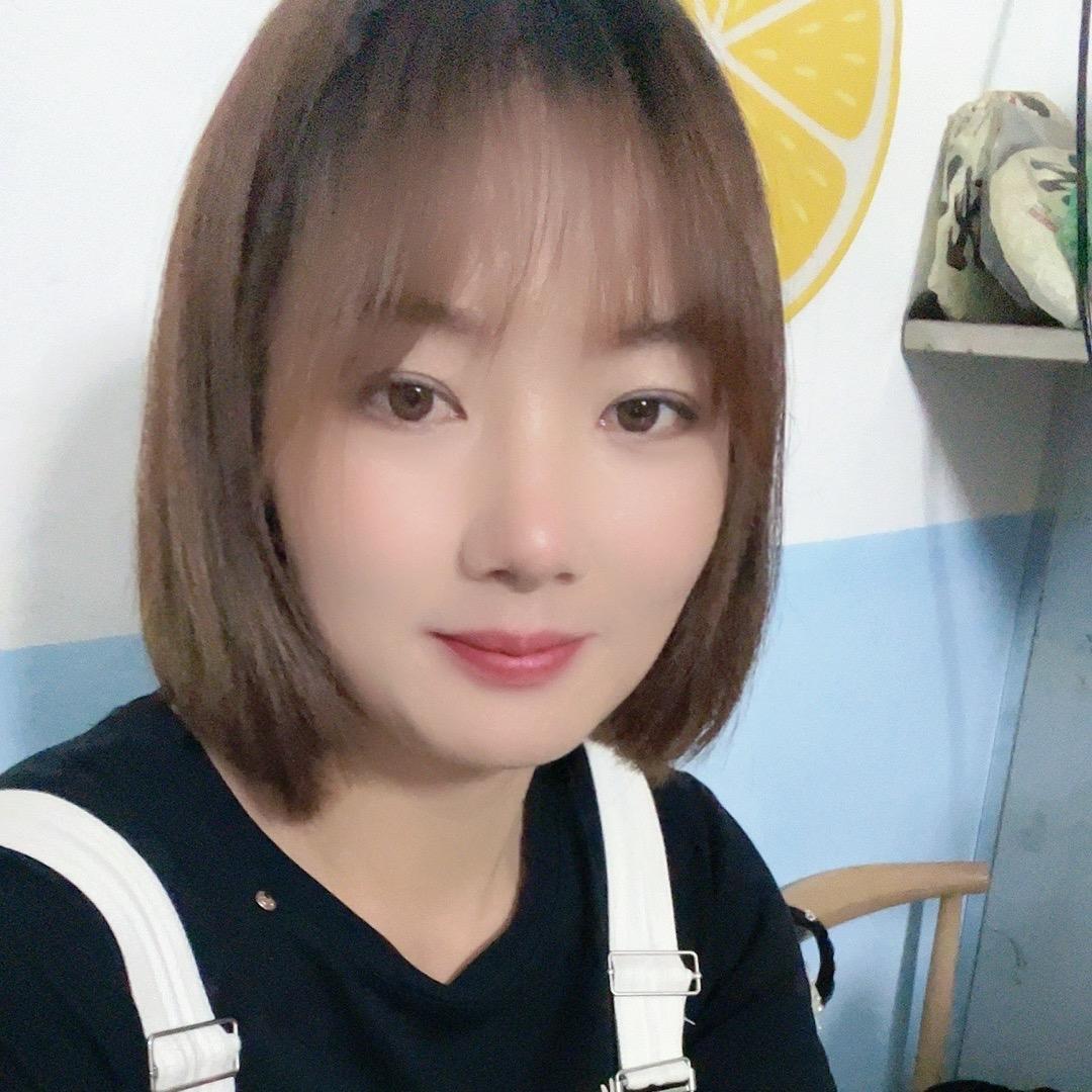 妍妹（云南首家卤肉卷创始人）