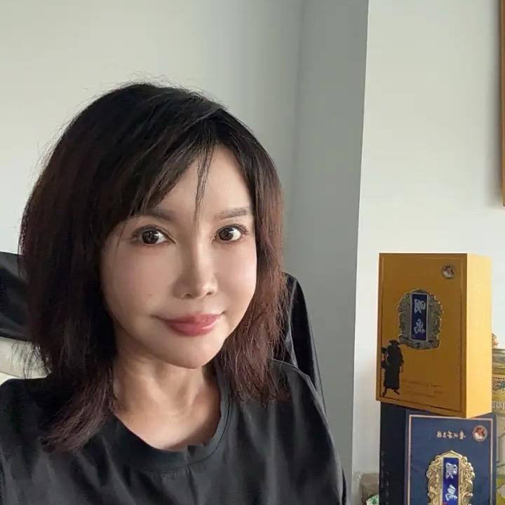 陆君