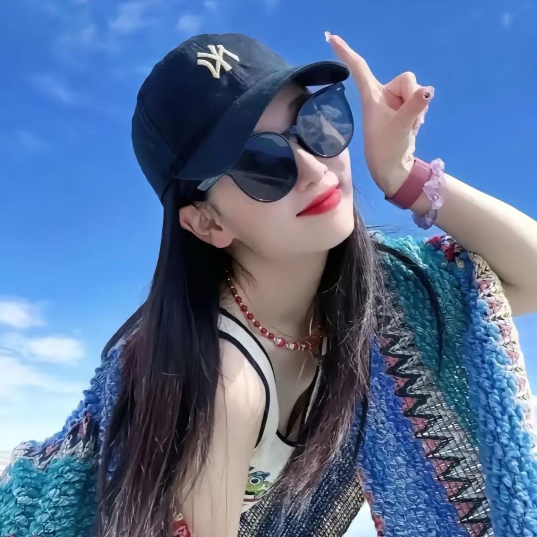 小聪花时尚穿搭