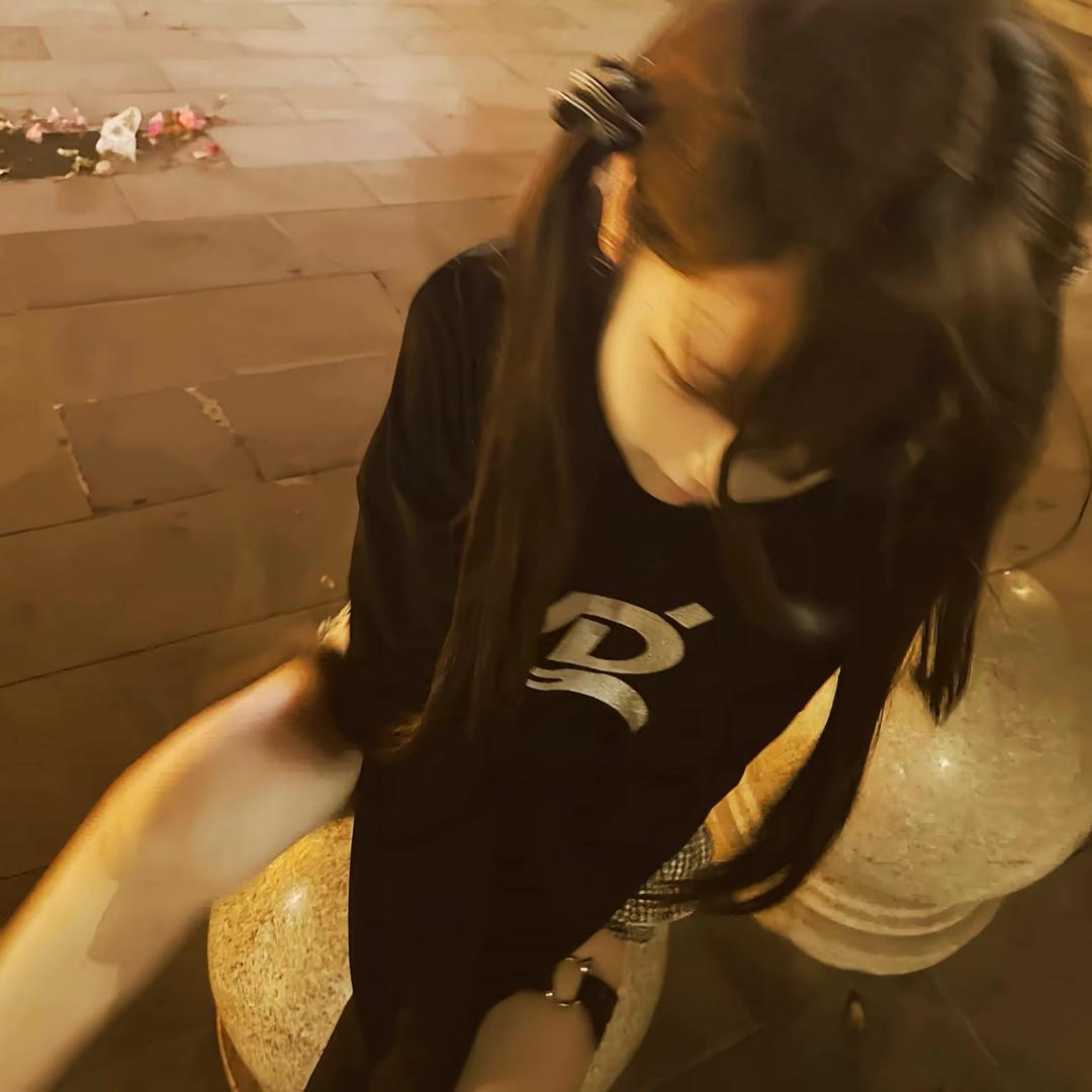 7v