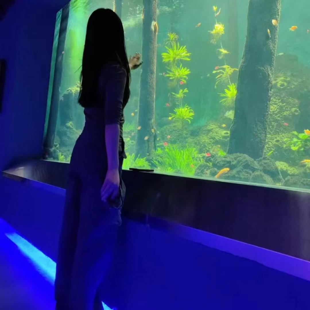 楠楠.（爱咋咋地）