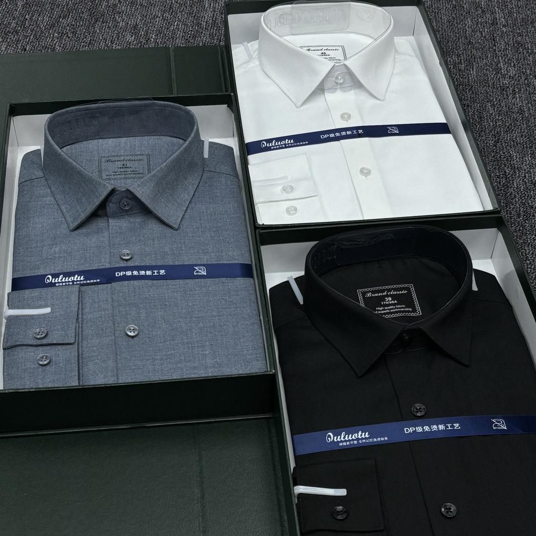 欧洛图轻奢服装店