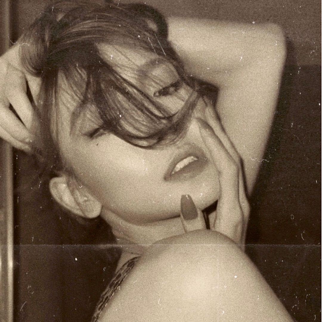 李怼怼.