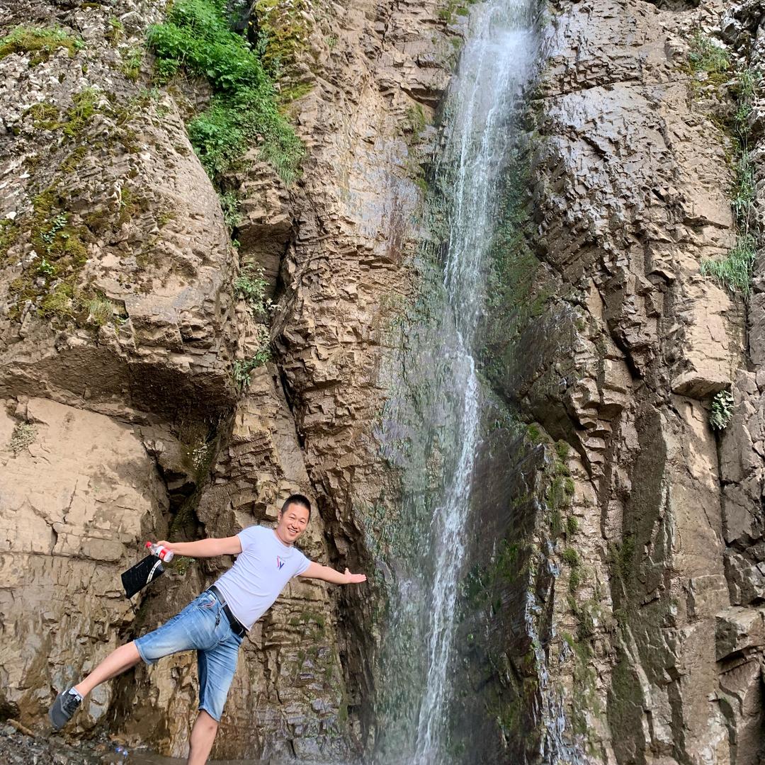 呼图壁县银泰汽车超市