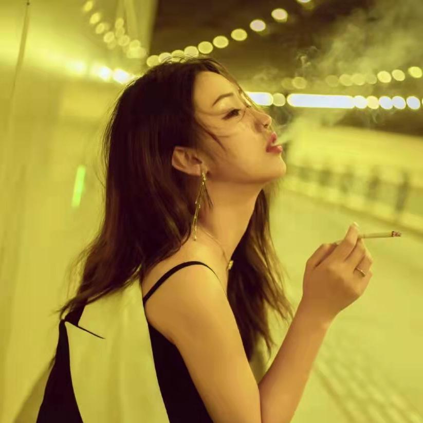 🥀ঞ琳琳₅₂₀💞࿐